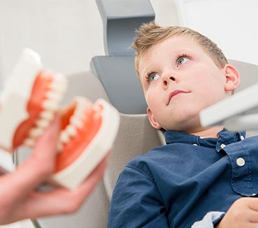 Zahnvorsorge, Prophylaxe und Zahnerhaltung - professionelle Zahnreinigung Friedrichshafen